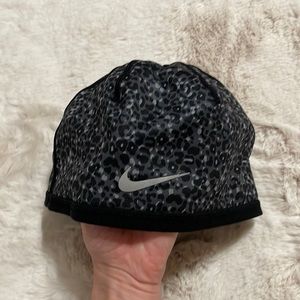 NWT Nike Fleece-Lined Running Beanie